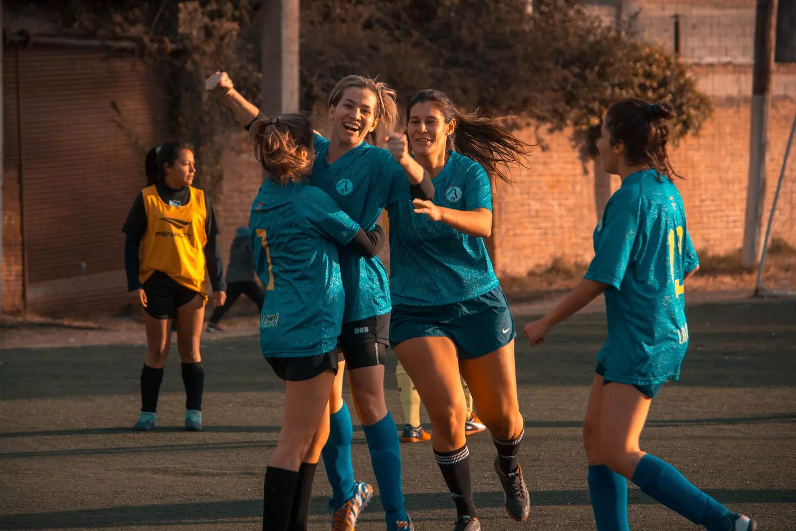 Fotball jenter: En guide til å utvikle, støtte og feire kvinnefotball